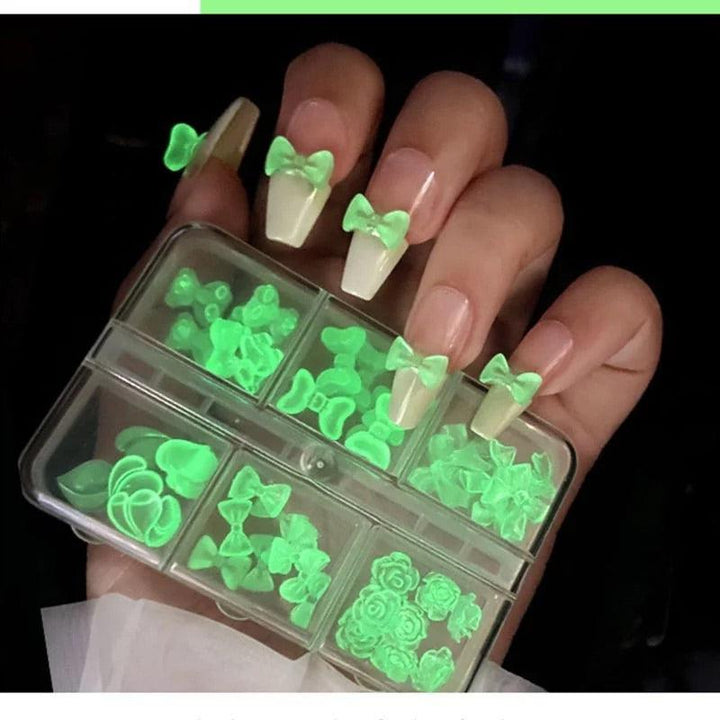 Caja glow blanca 3D – Crystal Nails